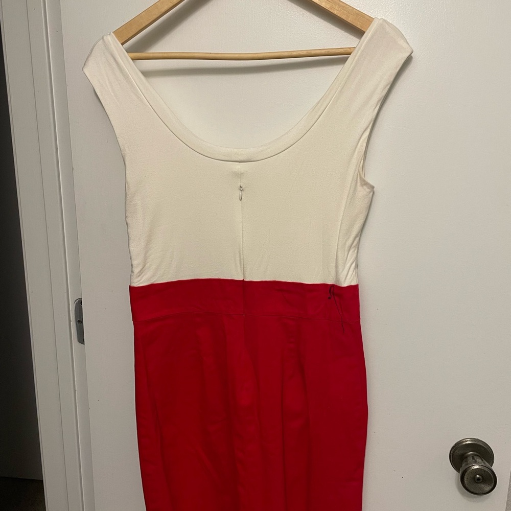 Alythea Red & White dress Large - Picture 2 of 2